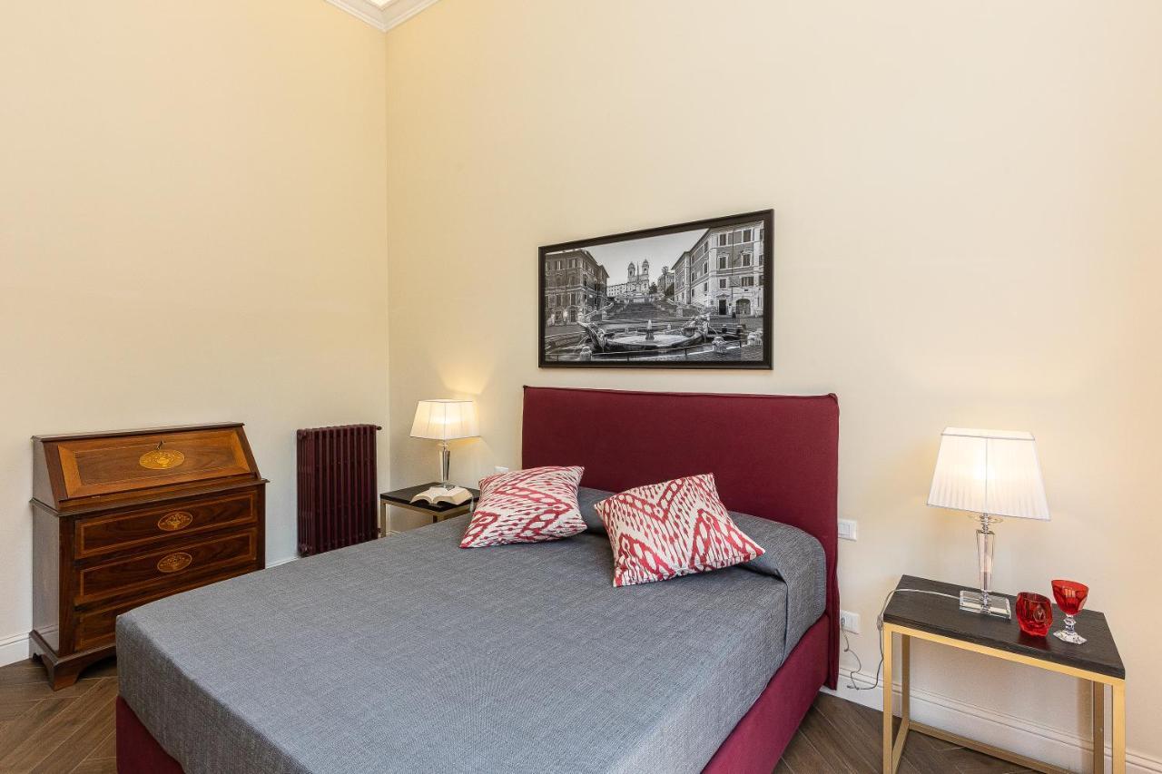 Spa Apartment Via Barberini Roma Exterior foto